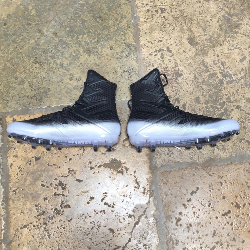 Under Armour Highlight Cleats BRAND NEW!!